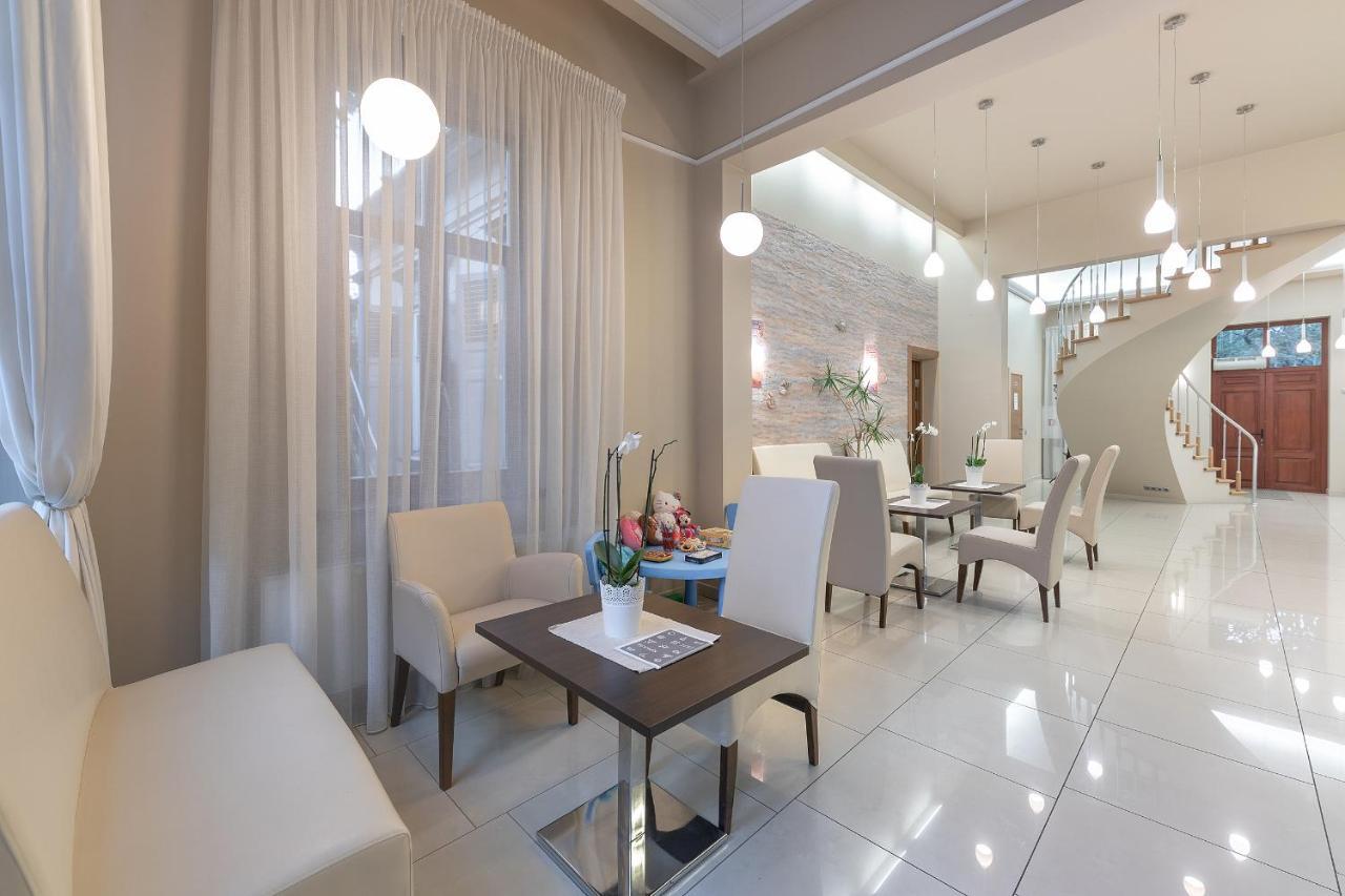 Room In Guest Room - Valensija - Large Suite Jurmala Exterior photo