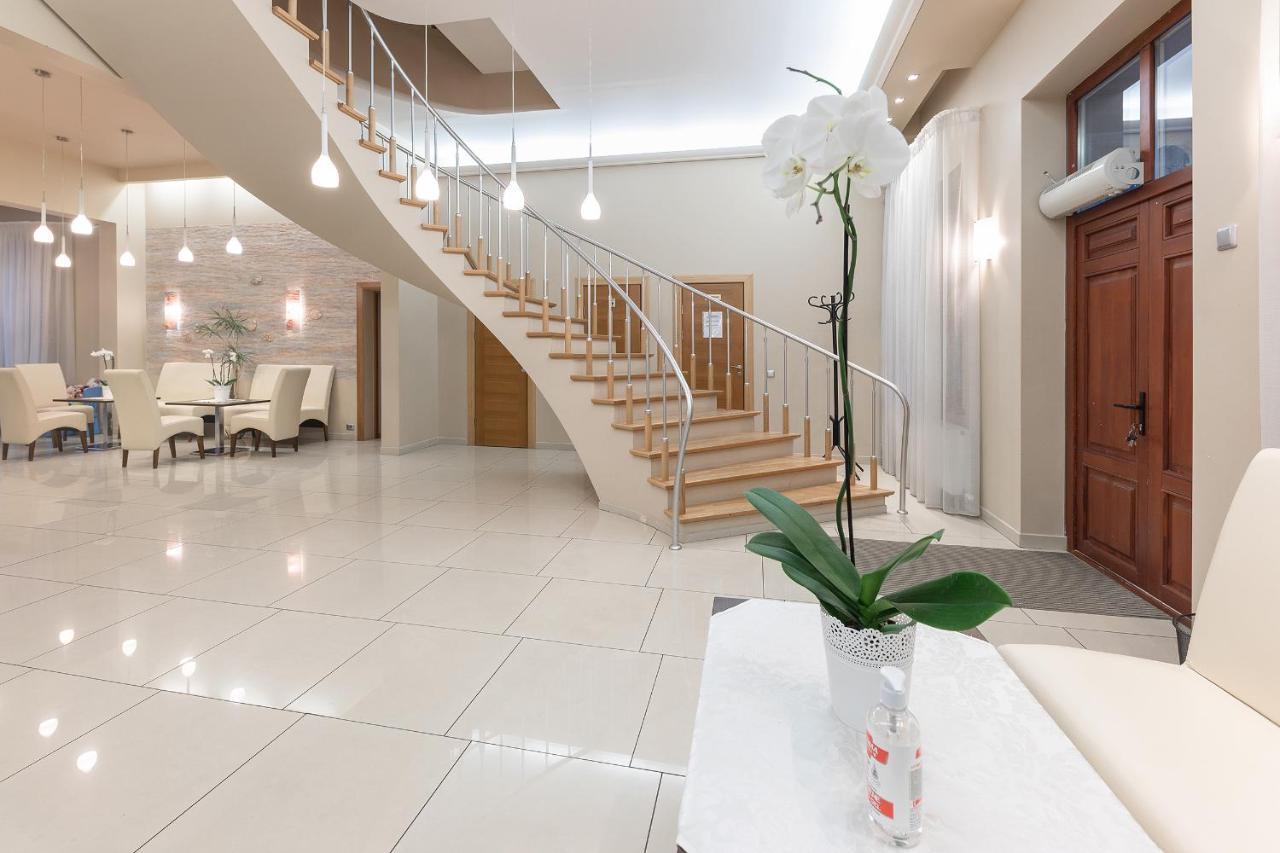 Room In Guest Room - Valensija - Large Suite Jurmala Exterior photo